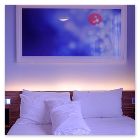 Naturmotiv als Headboard im Hotelzimmer